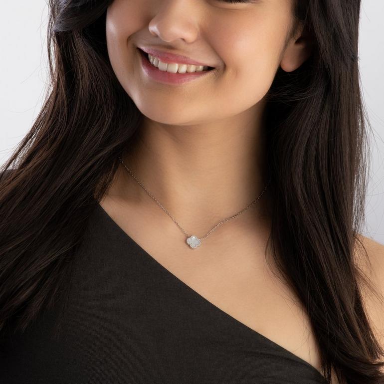 Clover Necklace